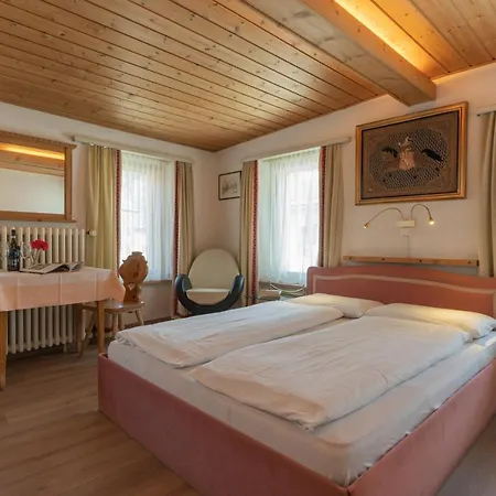 Alpina Hotell 3*