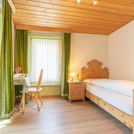 Alpina Hotell Zernez