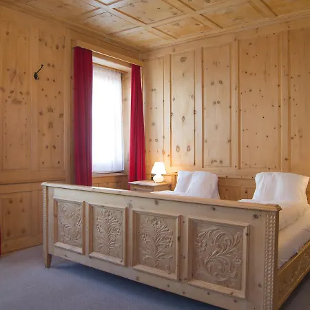 Alpina Hotell
