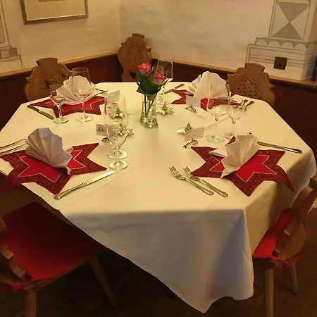 Hotell Alpina Zernez