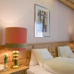 Alpina Hotel 3*